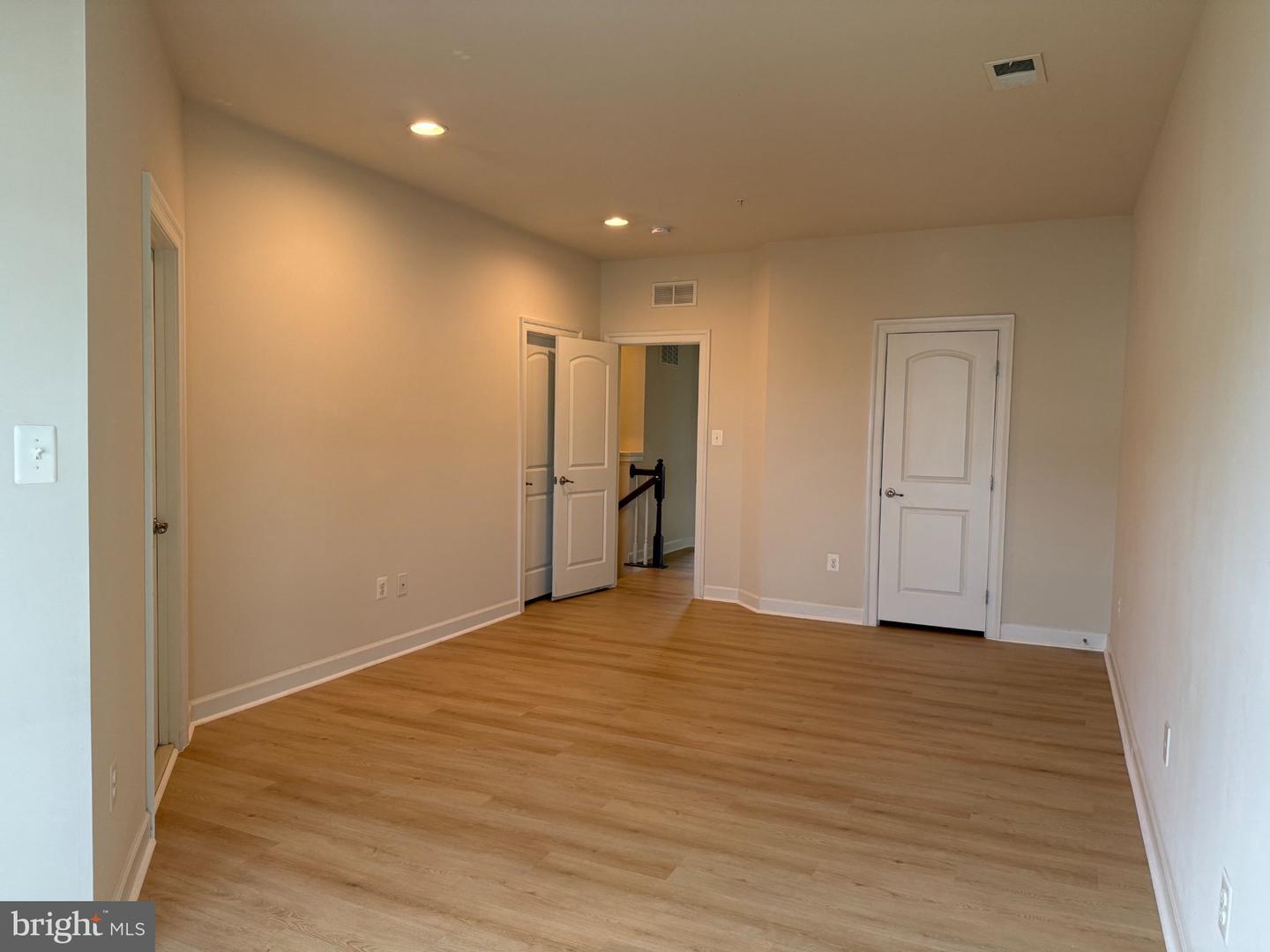 3579 Sprigg St S Property Photo 3