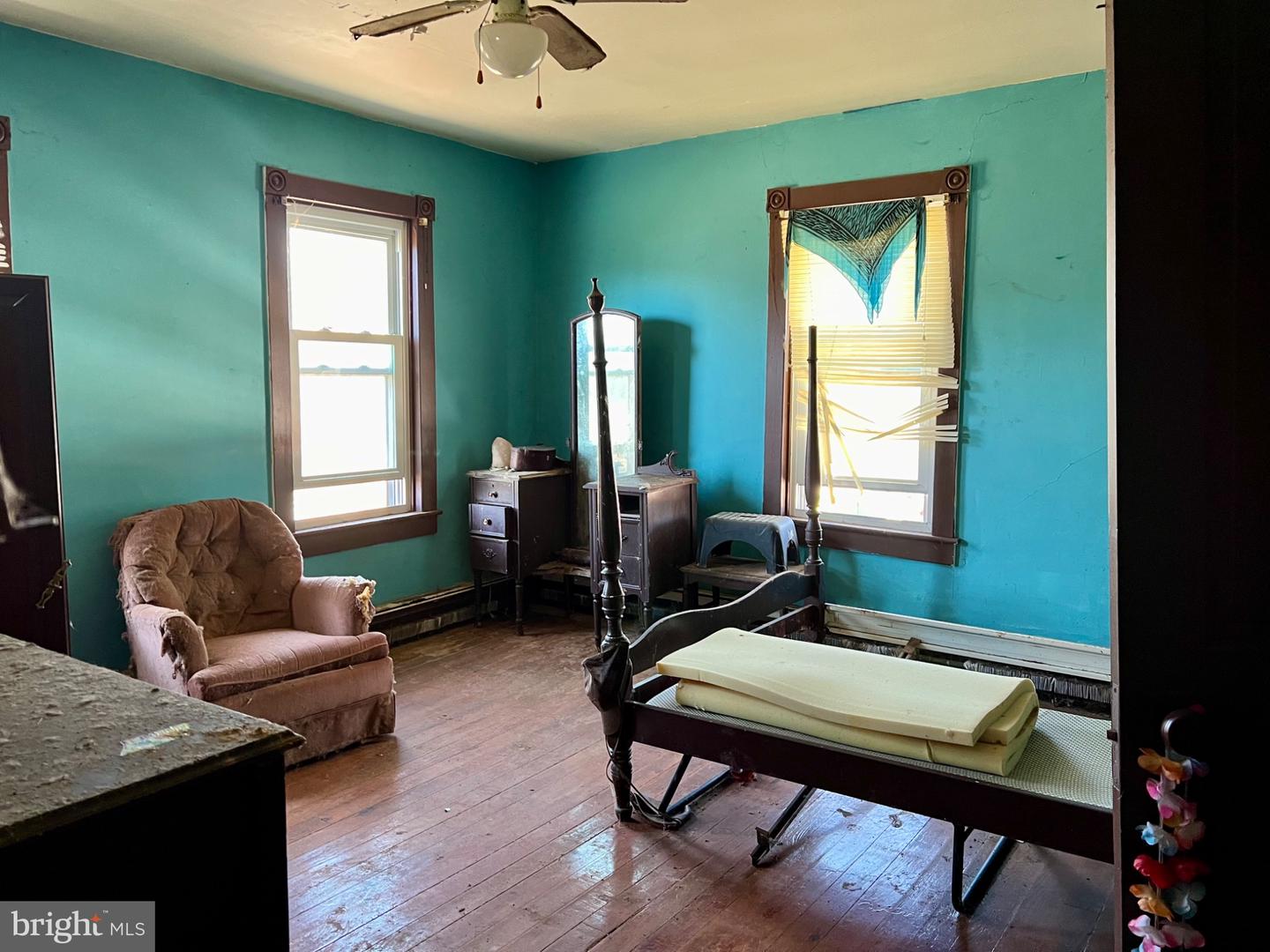 11 Woodside Ave Property Photo 11