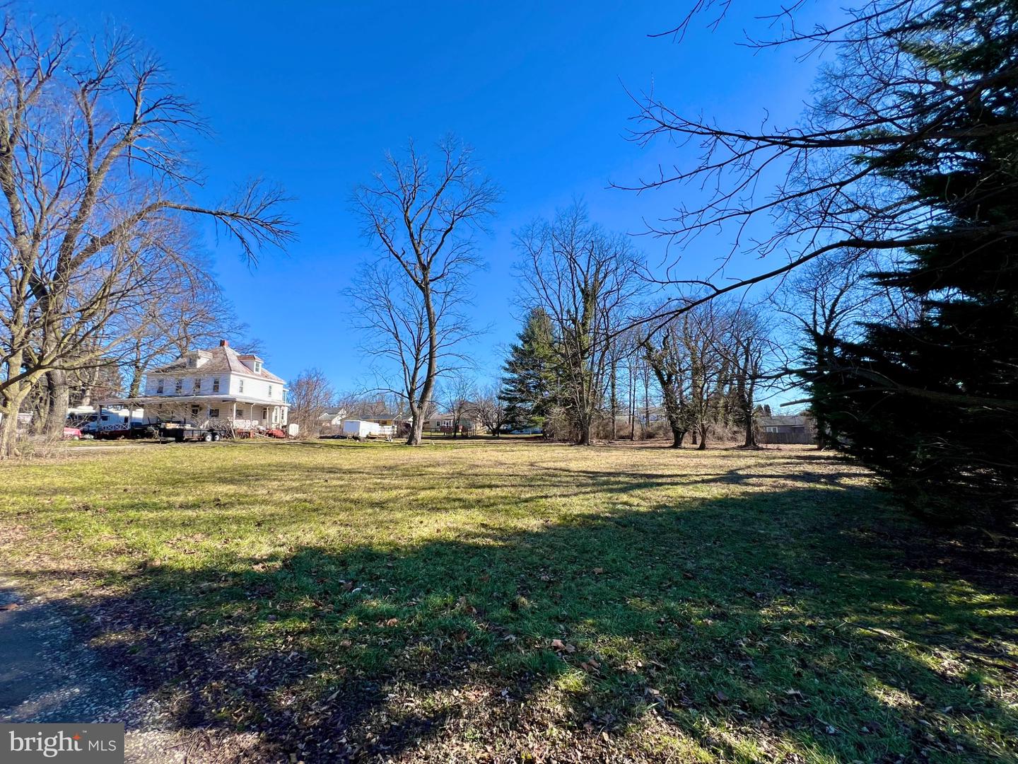 11 Woodside Ave Property Photo 15