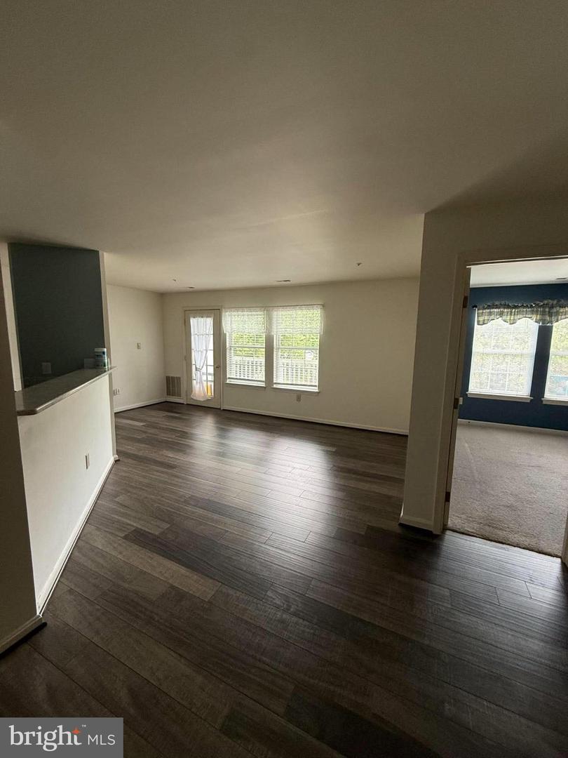 8201 Blue Heron Dr #2d Property Photo 4