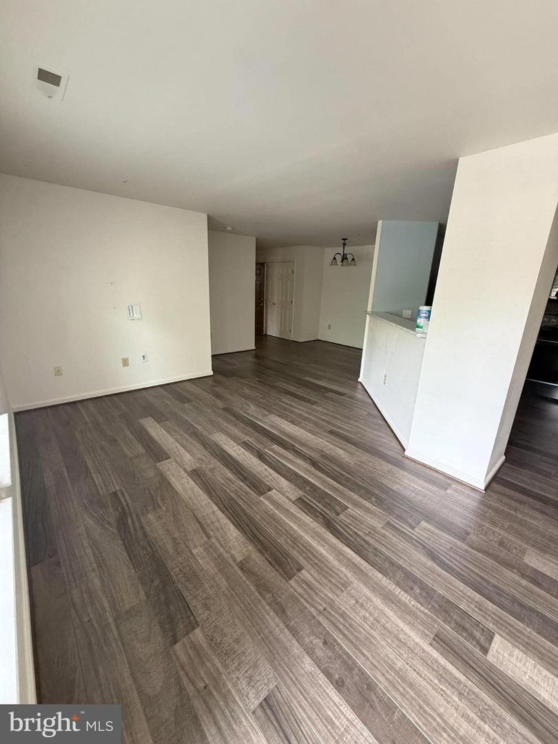 8201 Blue Heron Dr #2d Property Photo 6