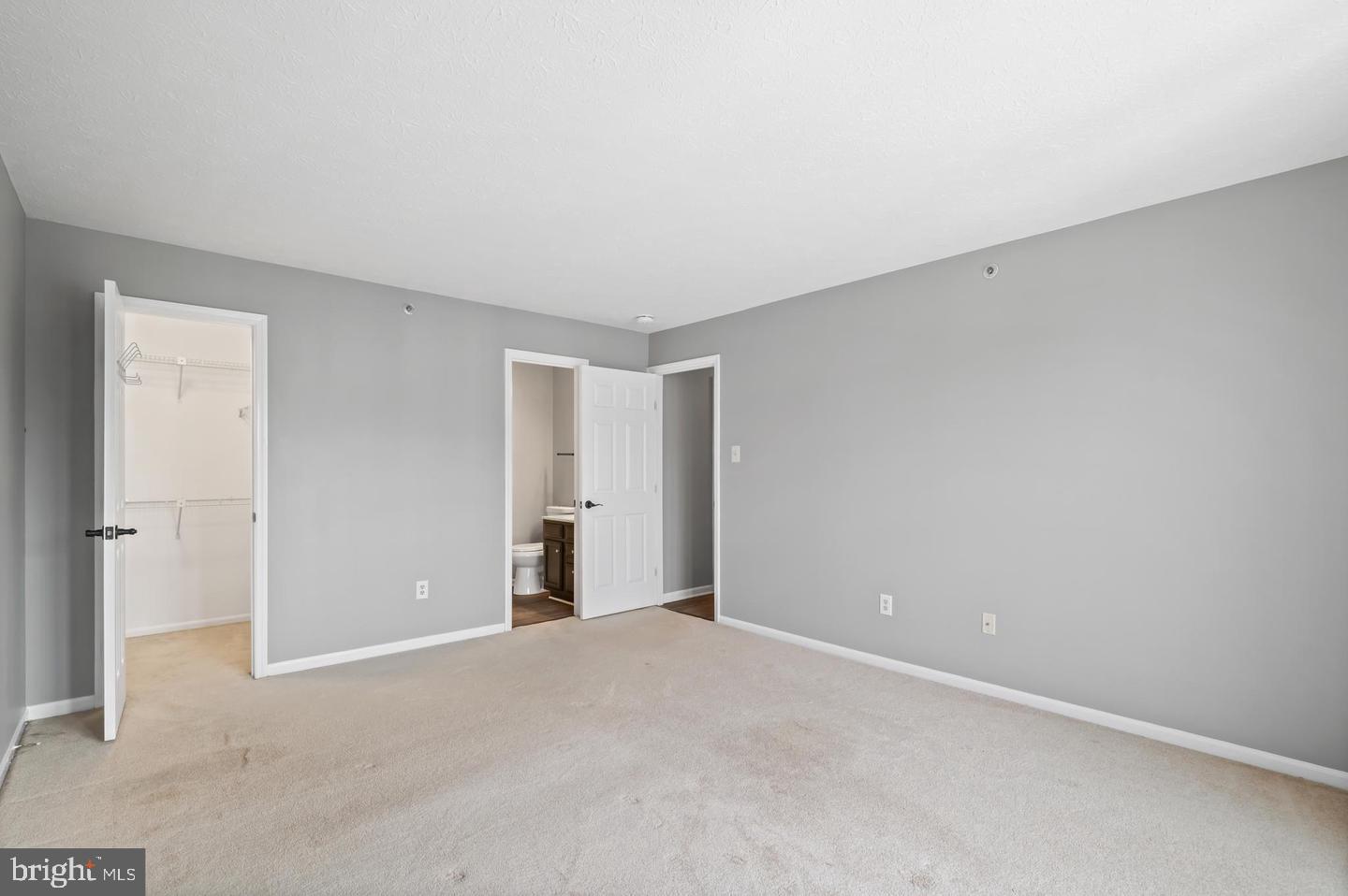611 Himes Ave #109 Property Photo 21
