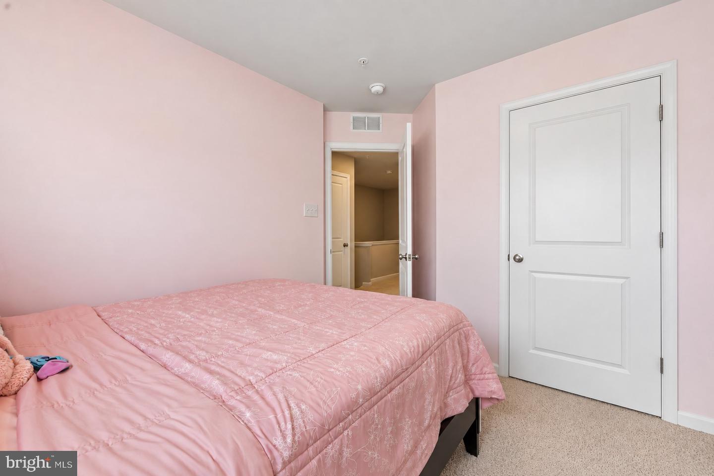 5019 Ironsides Dr Property Photo 30