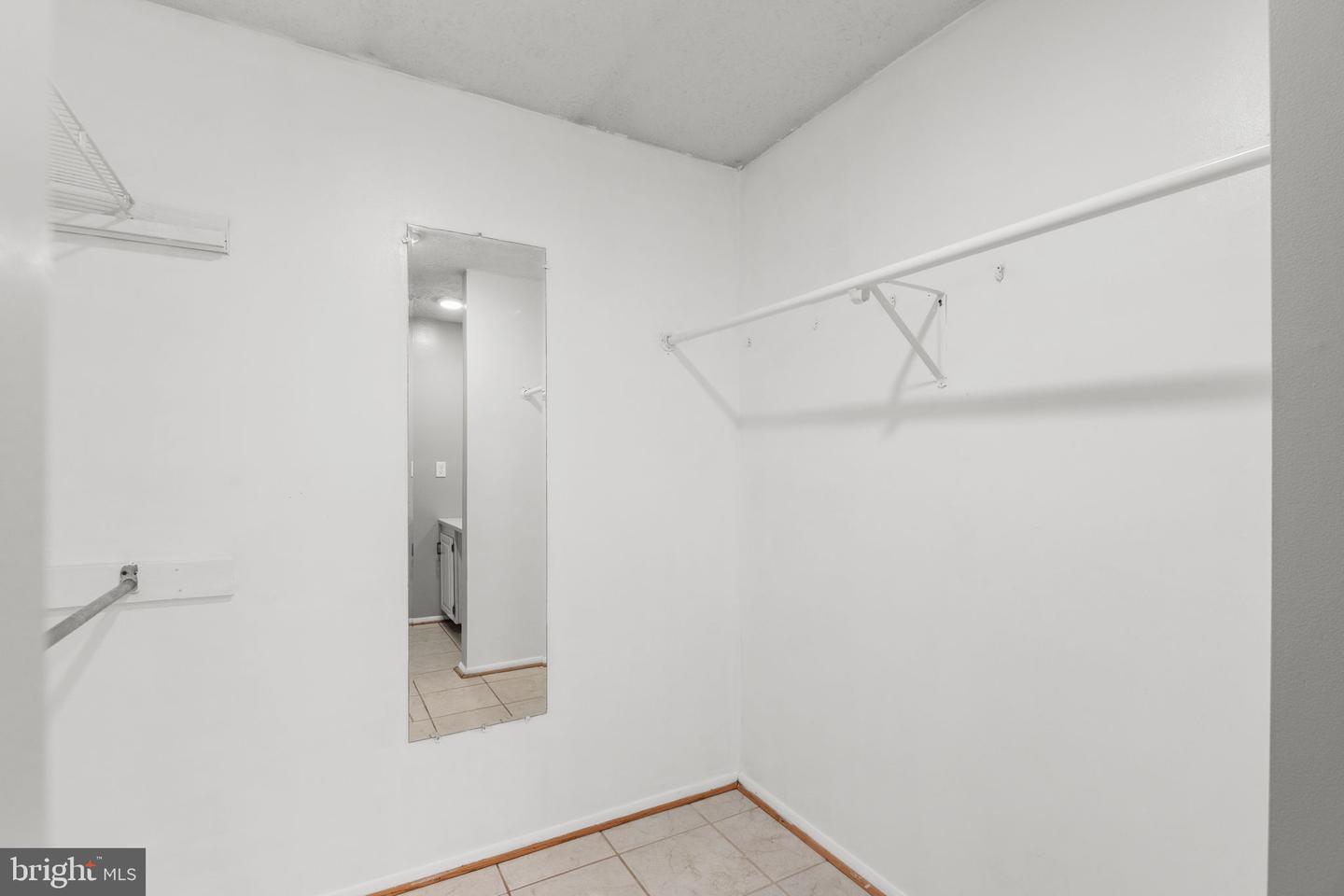 7041 Hames Ct Property Photo 28