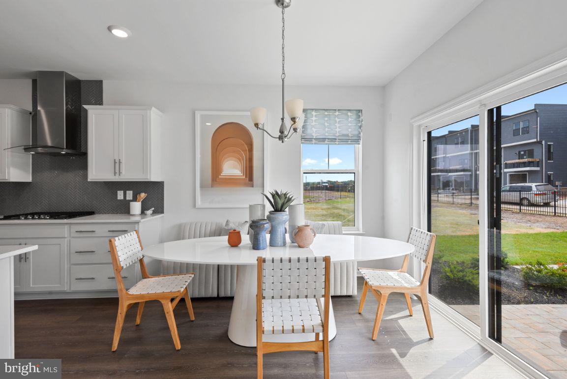468 Ensemble Way Property Photo 10