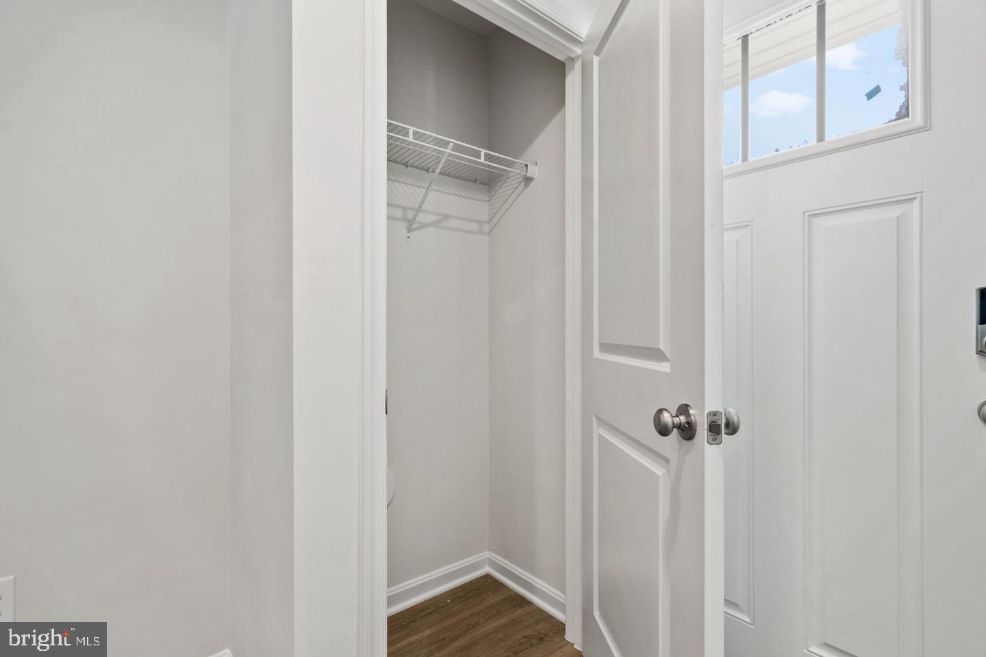 707 Compass Way Property Photo 5
