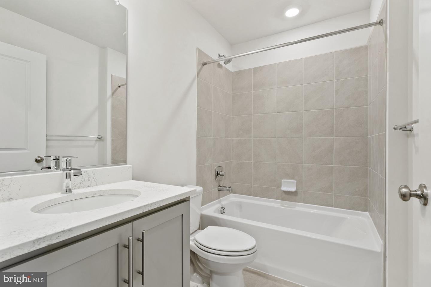 707 Compass Way Property Photo 27
