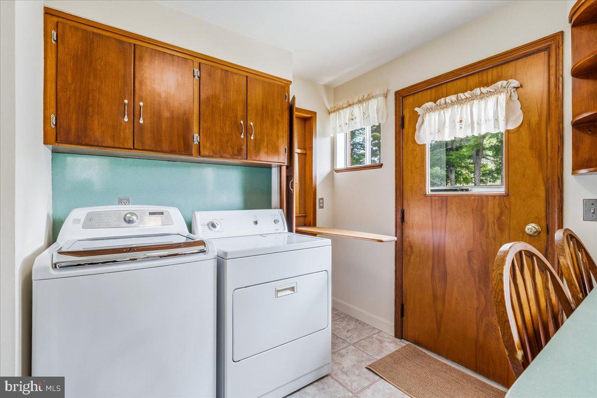205 Franklin St Property Photo 24