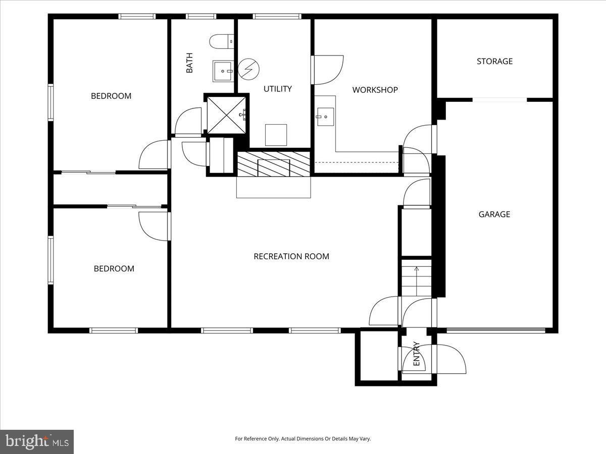 205 Franklin St Property Photo 40