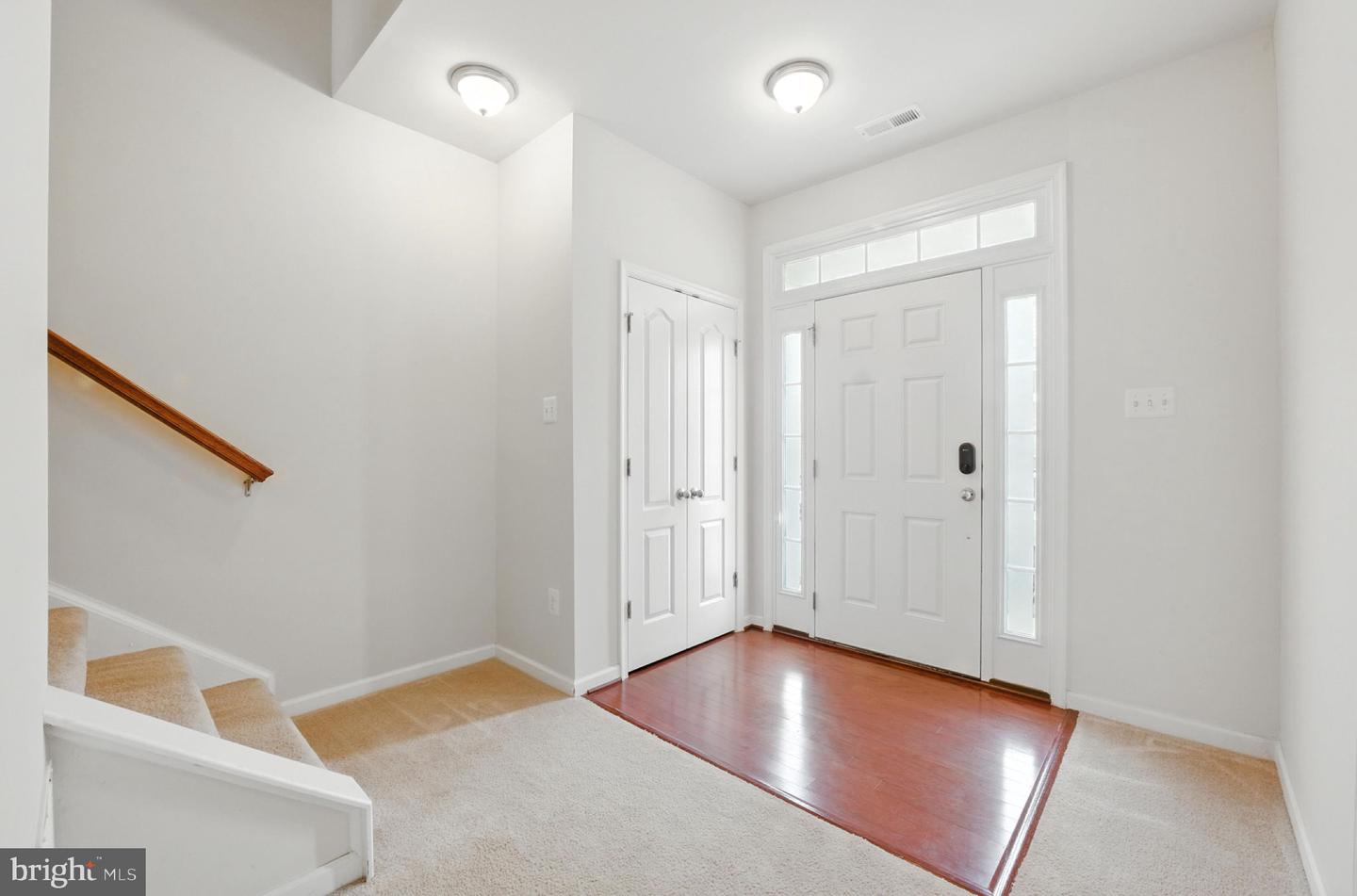 2738 Egret Way Property Photo 5