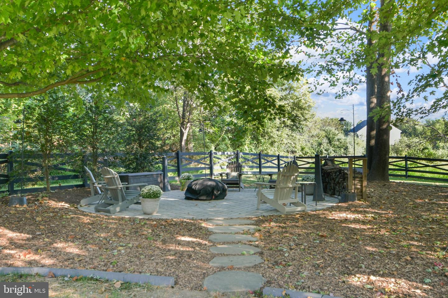4606 Mockingbird Ln Property Photo 56