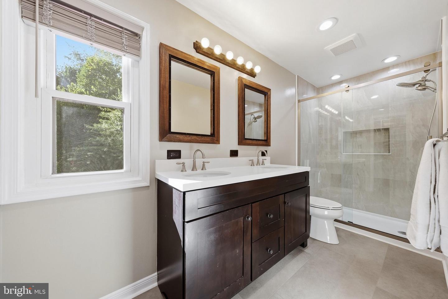 6938 Fox Chase Rd Property Photo 25