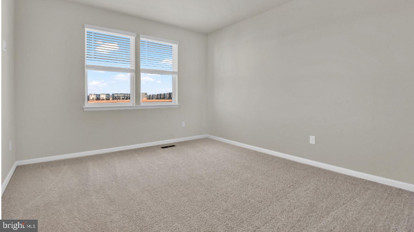 331 Ensemble Way Property Photo 16