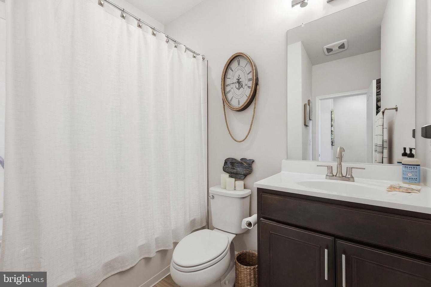 1731 Evansberry Dr Property Photo 34