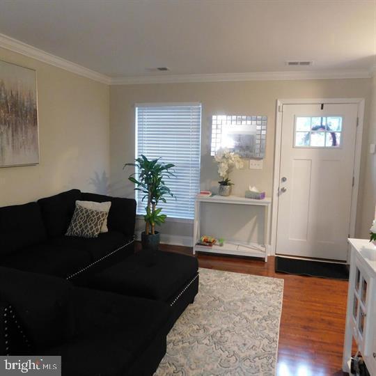 567 Lancaster Pl #567 Property Photo 3