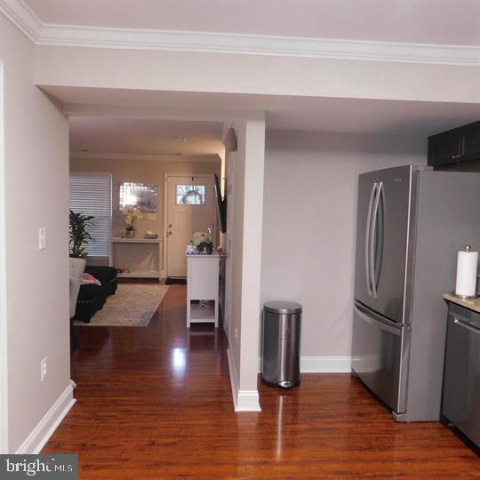 567 Lancaster Pl #567 Property Photo 4