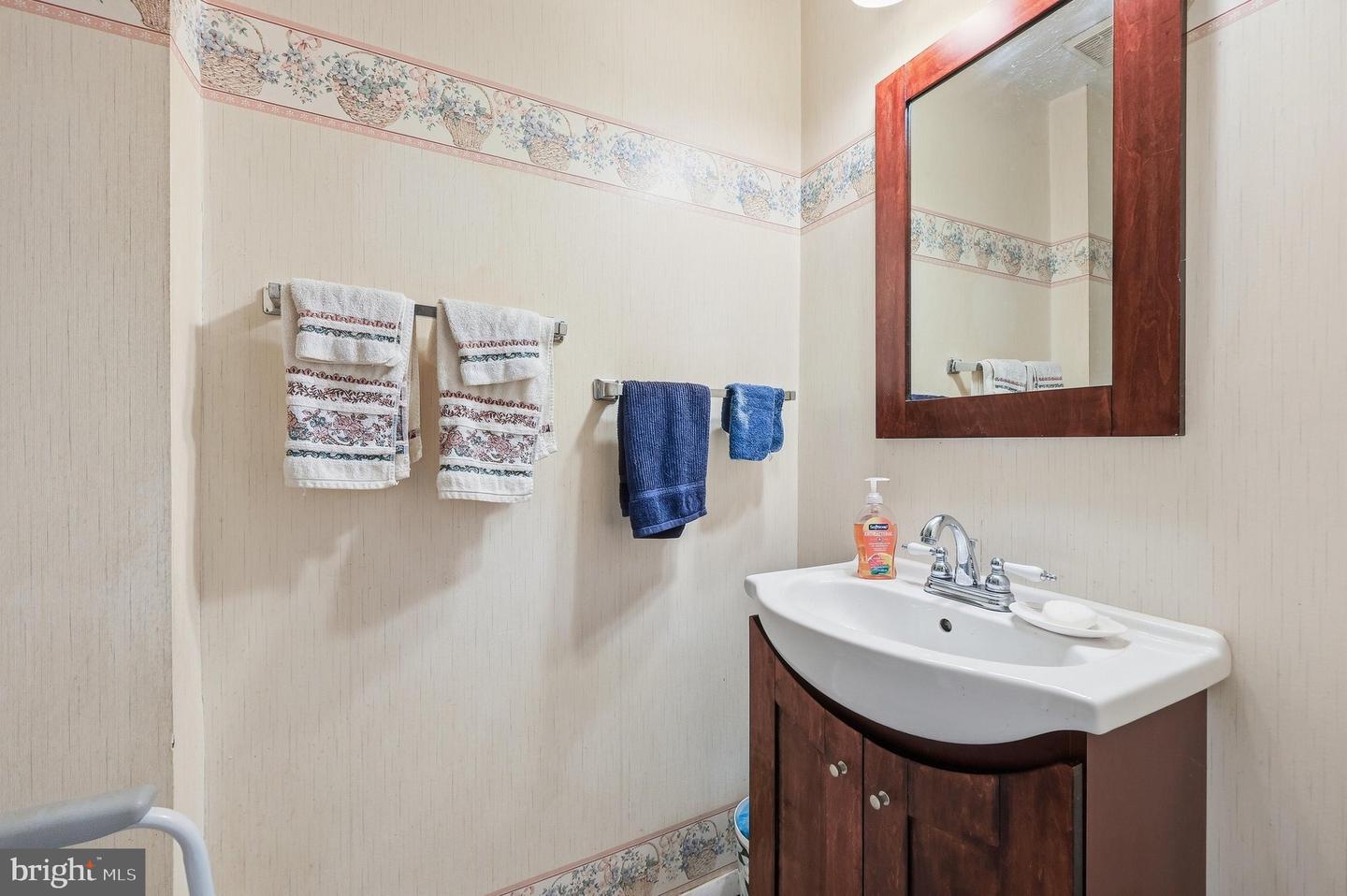 6612 Pebble Ct Property Photo 23