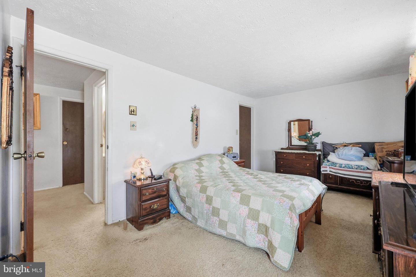 6612 Pebble Ct Property Photo 27