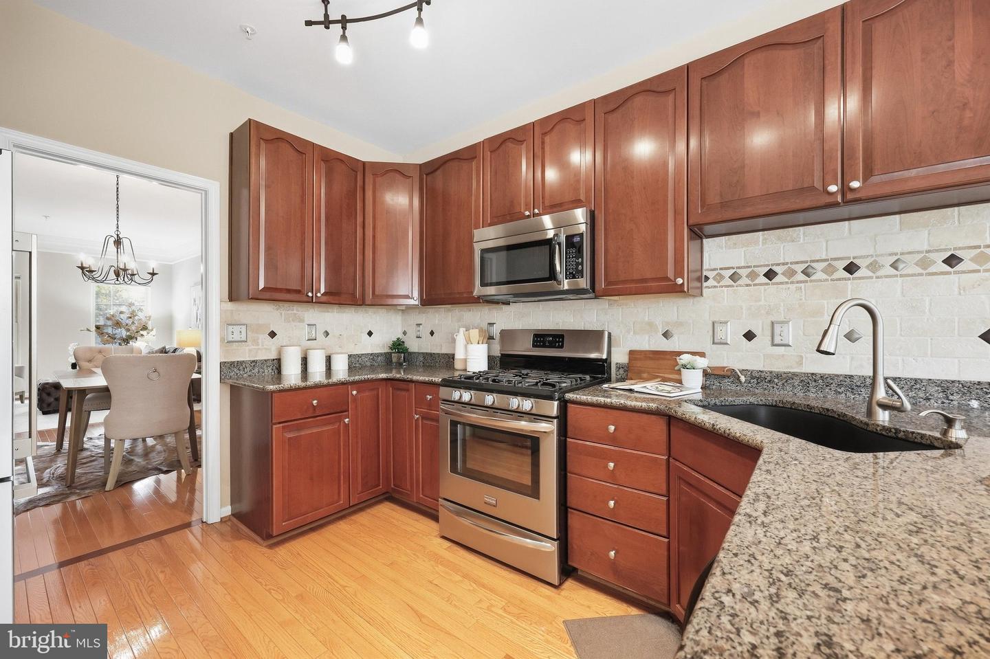 2453 Stoney Creek Rd Property Photo 12