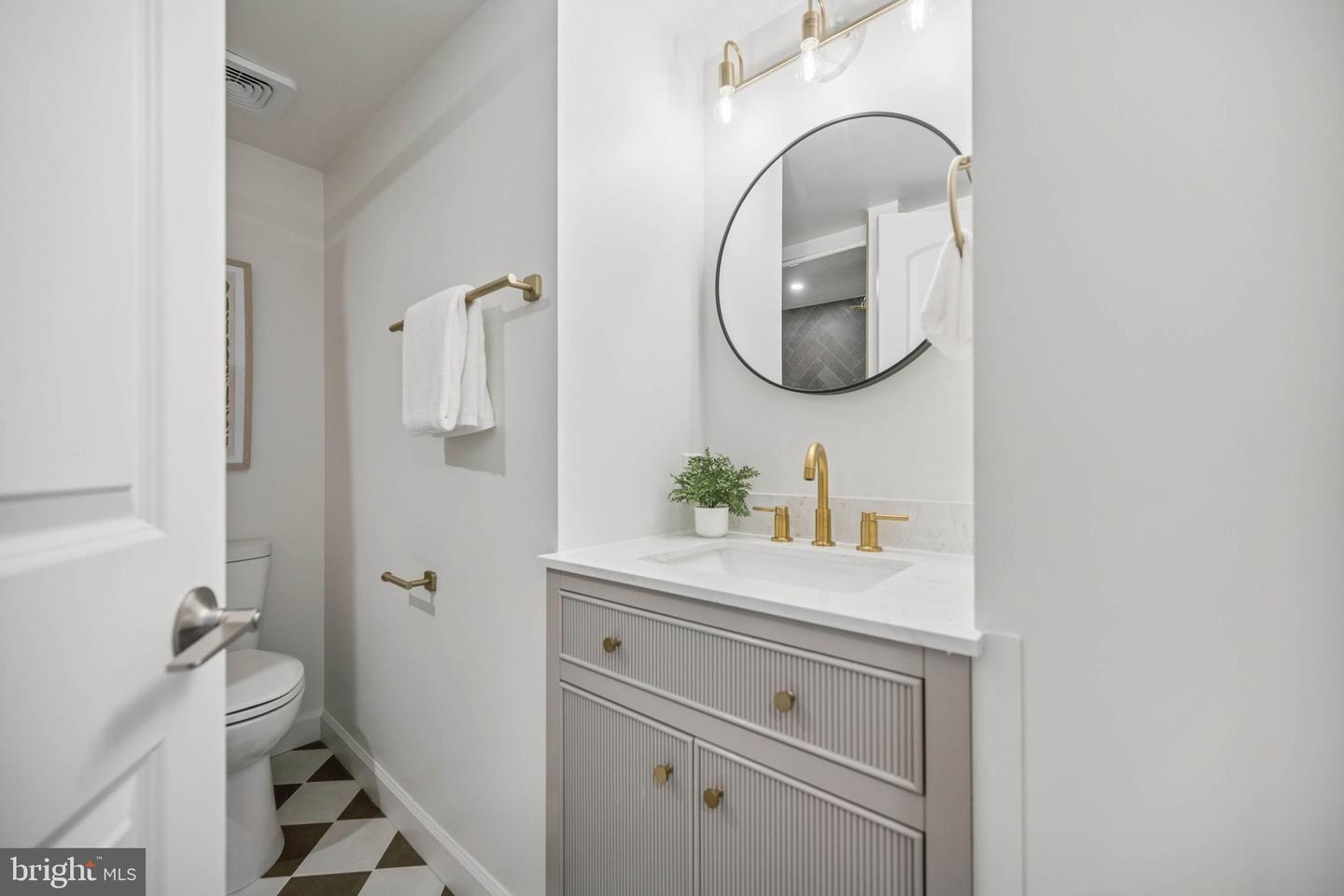110 Water St Property Photo 19