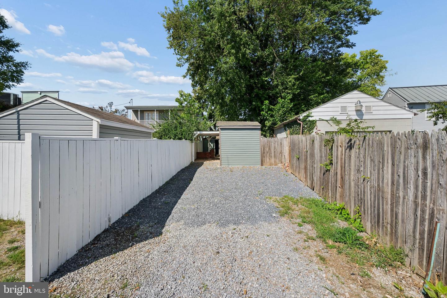 110 Water St Property Photo 32