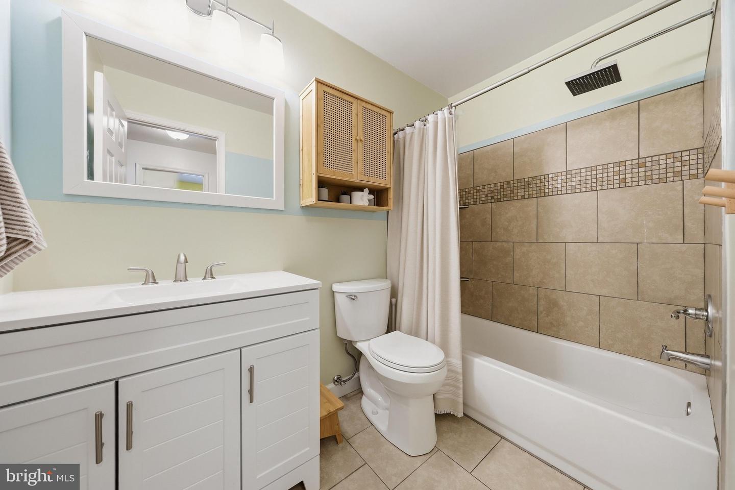 226 Thames Dr Property Photo 27