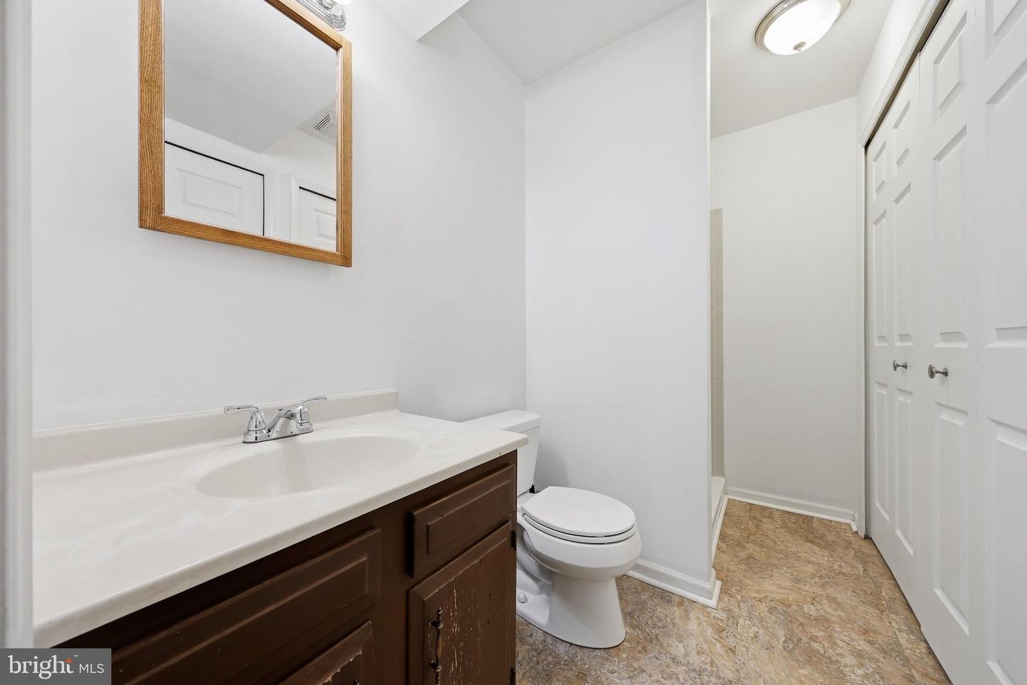226 Thames Dr Property Photo 36