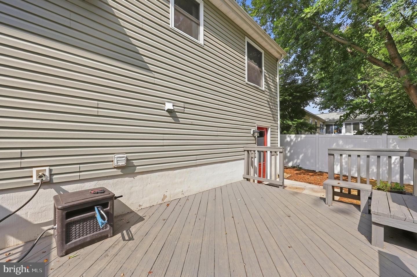 226 Thames Dr Property Photo 52