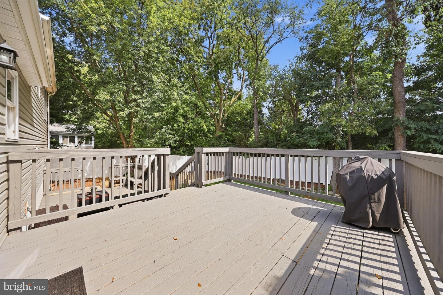 226 Thames Dr Property Photo 53