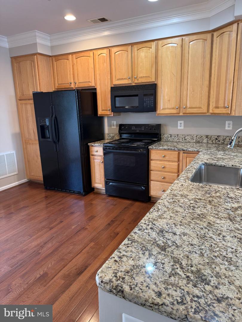6510-h Daytona Ct #202 Property Photo 10