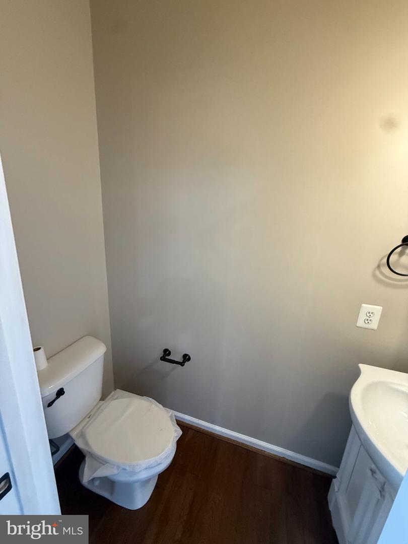 6510-h Daytona Ct #202 Property Photo 16