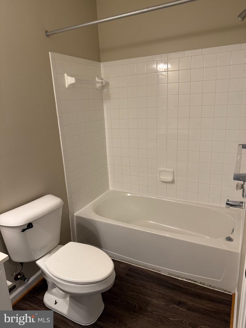 6510-h Daytona Ct #202 Property Photo 32