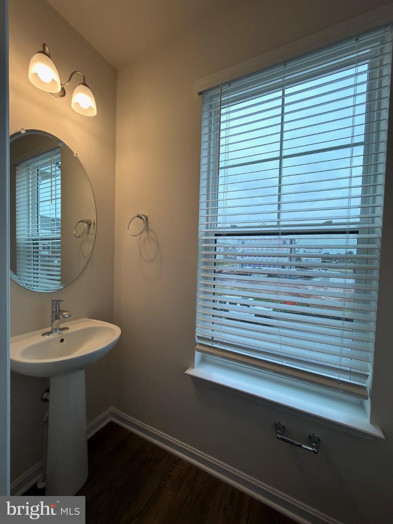 709 Compass Way Property Photo 19