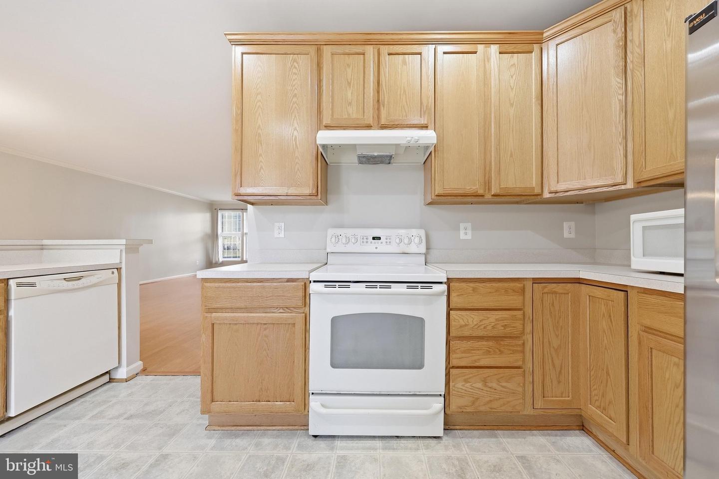 6502 Montalto Xing #g Property Photo 10