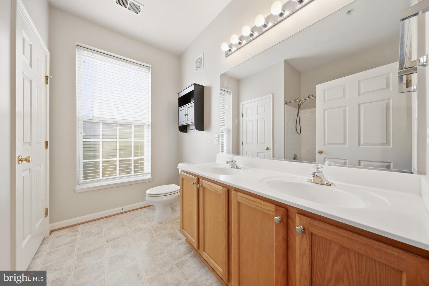 6502 Montalto Xing #g Property Photo 26