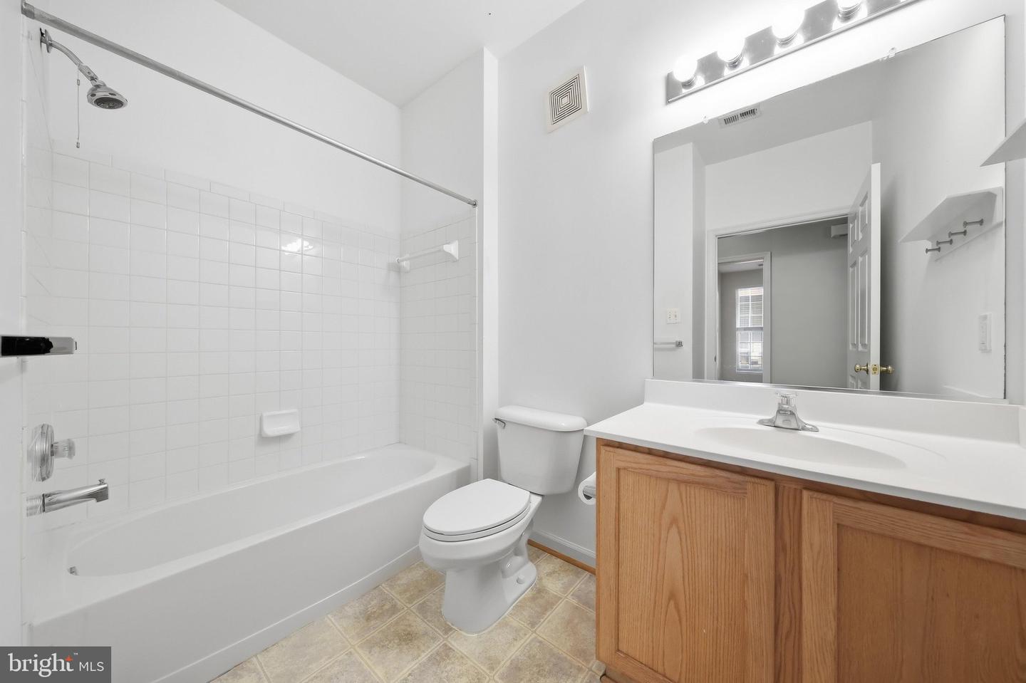 6502 Montalto Xing #g Property Photo 35