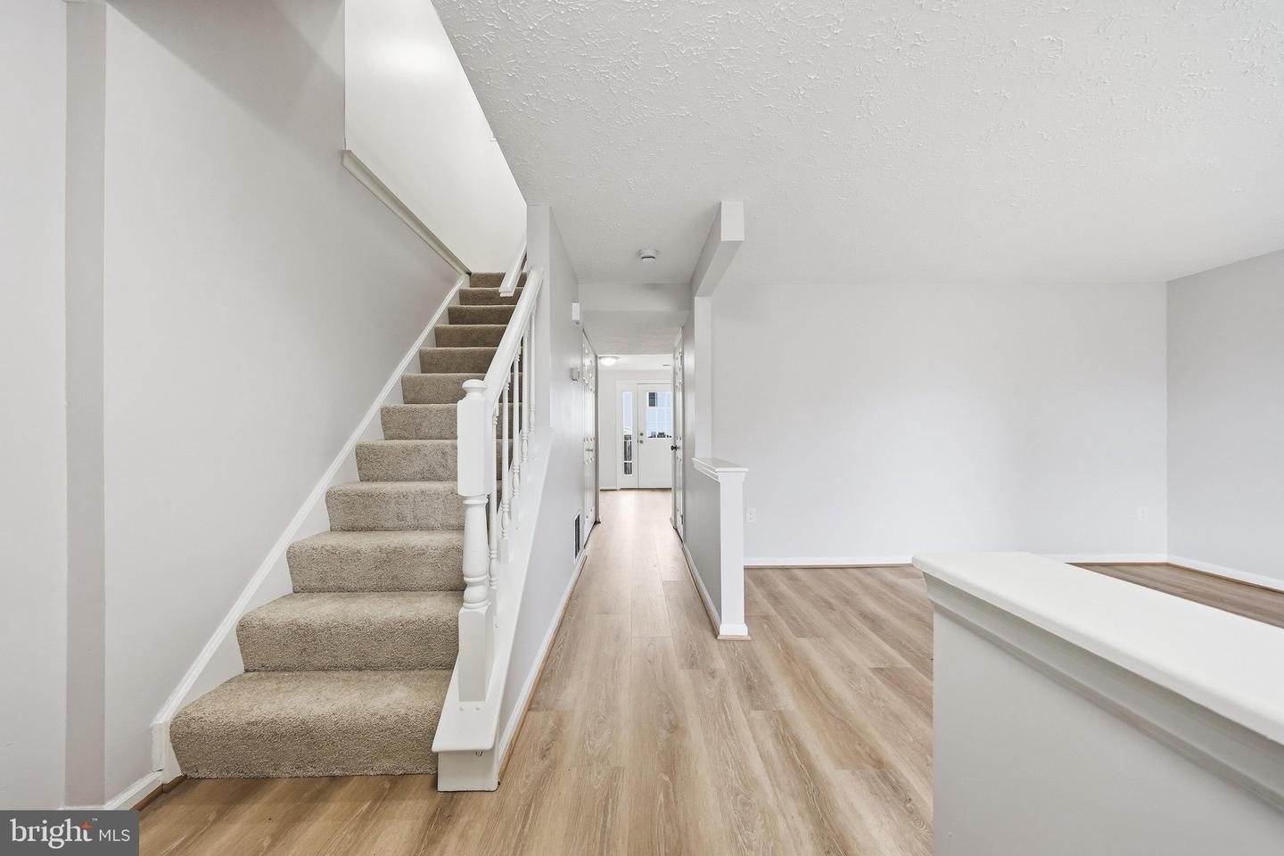 6711 Kernel Ct Property Photo 4