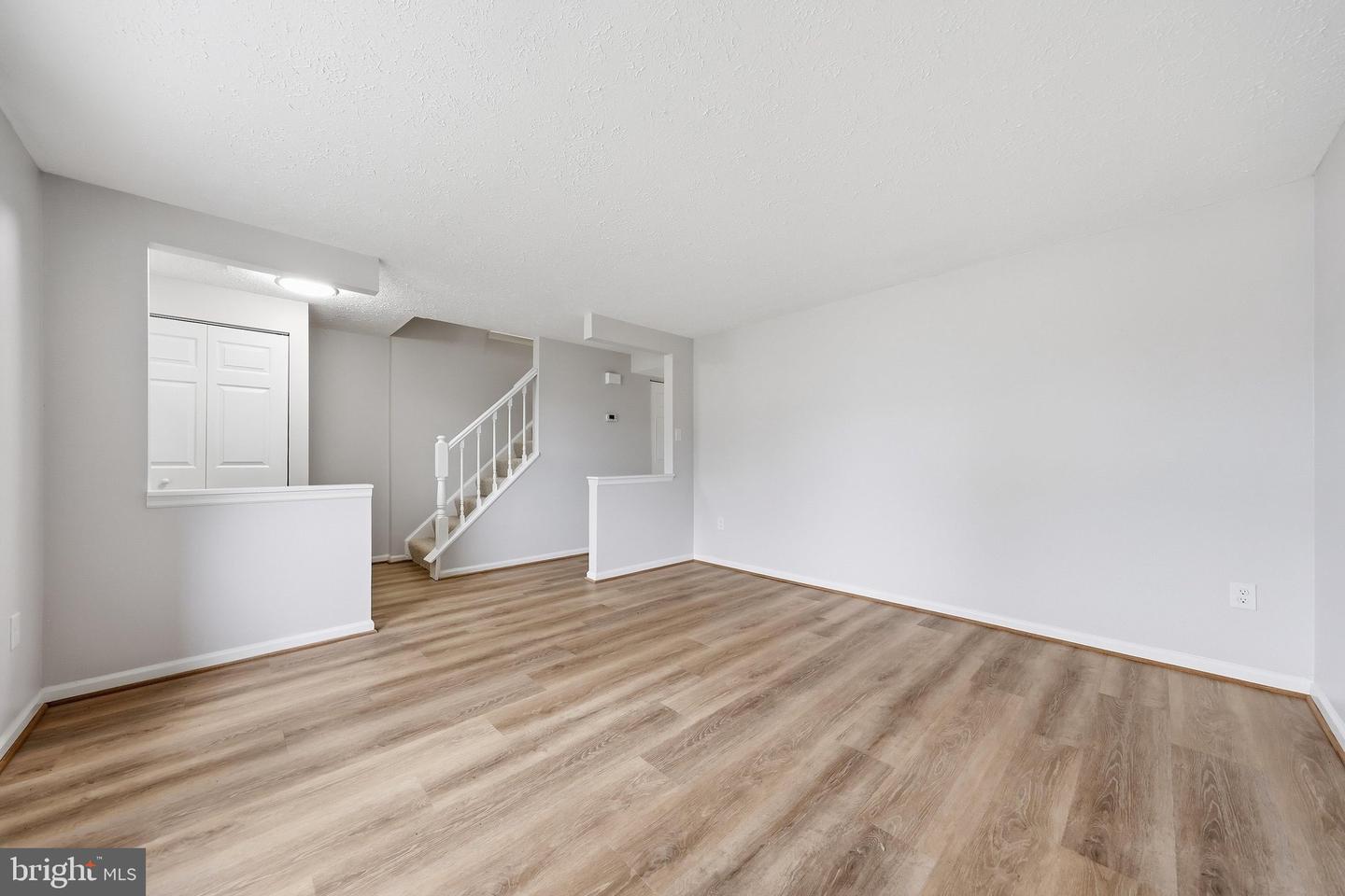 6711 Kernel Ct Property Photo 5