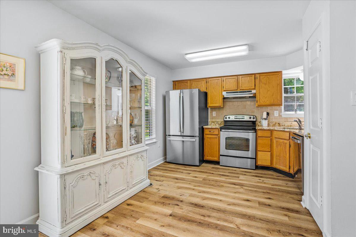 9245 Ridgefield Cir Property Photo 10