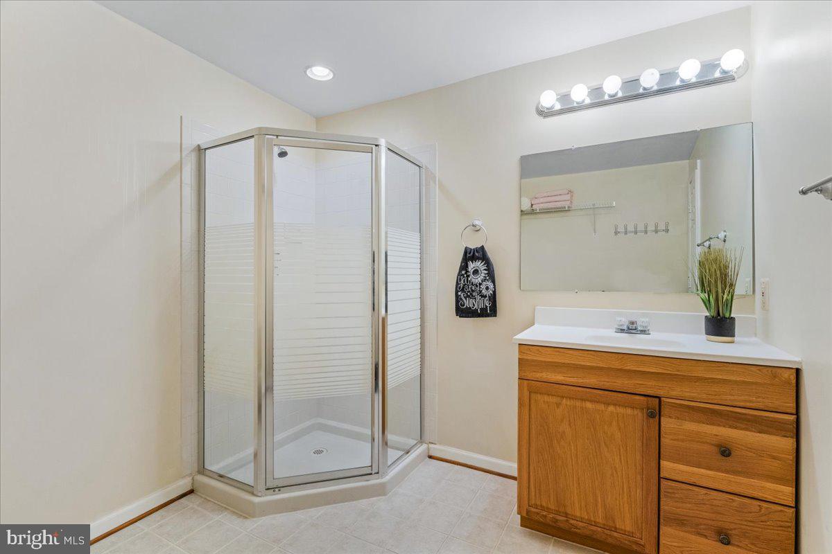 9245 Ridgefield Cir Property Photo 30