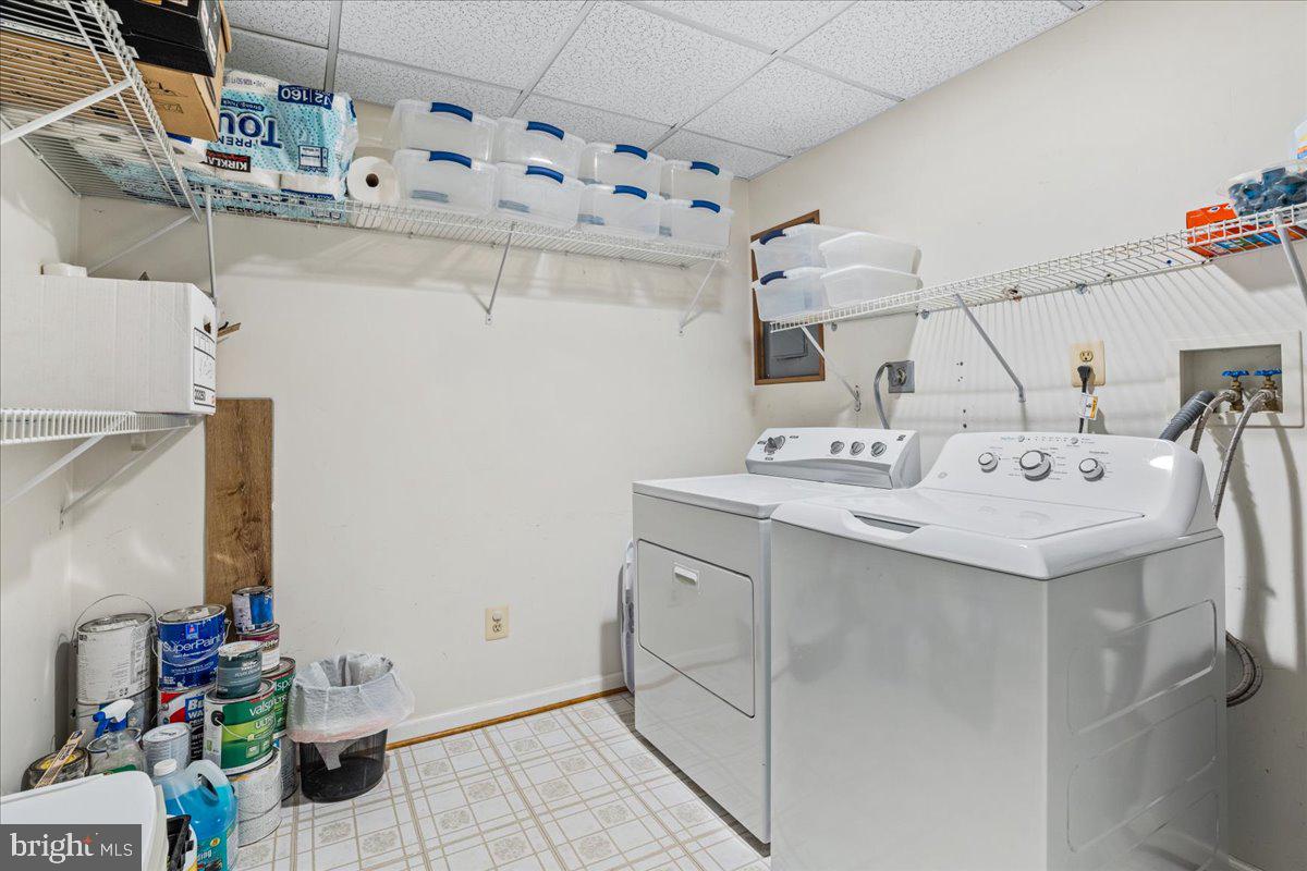 9245 Ridgefield Cir Property Photo 31