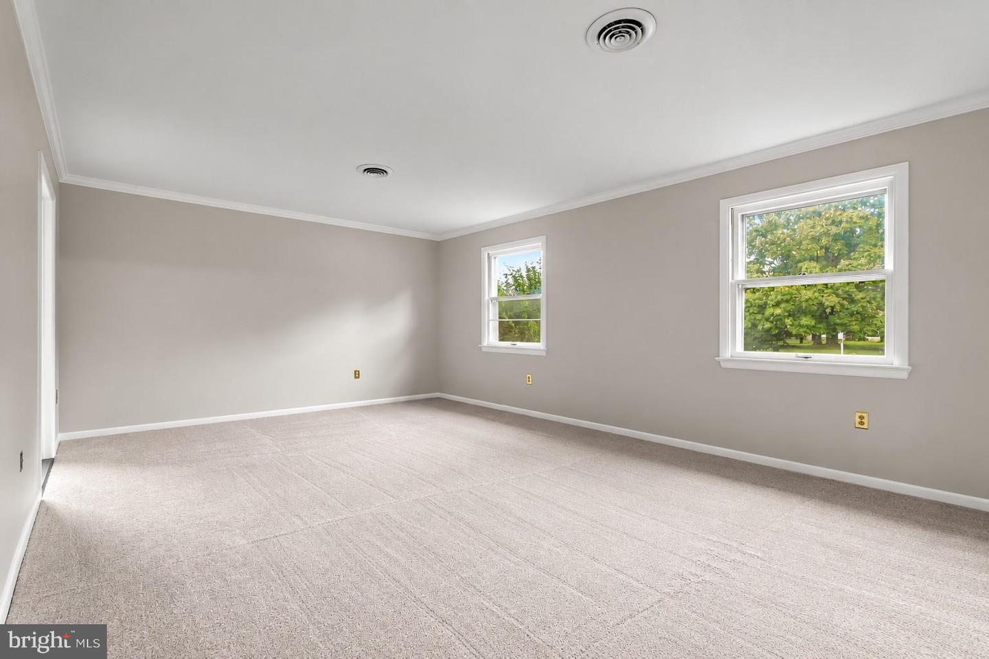 6903 Greenvale Ct Property Photo 10
