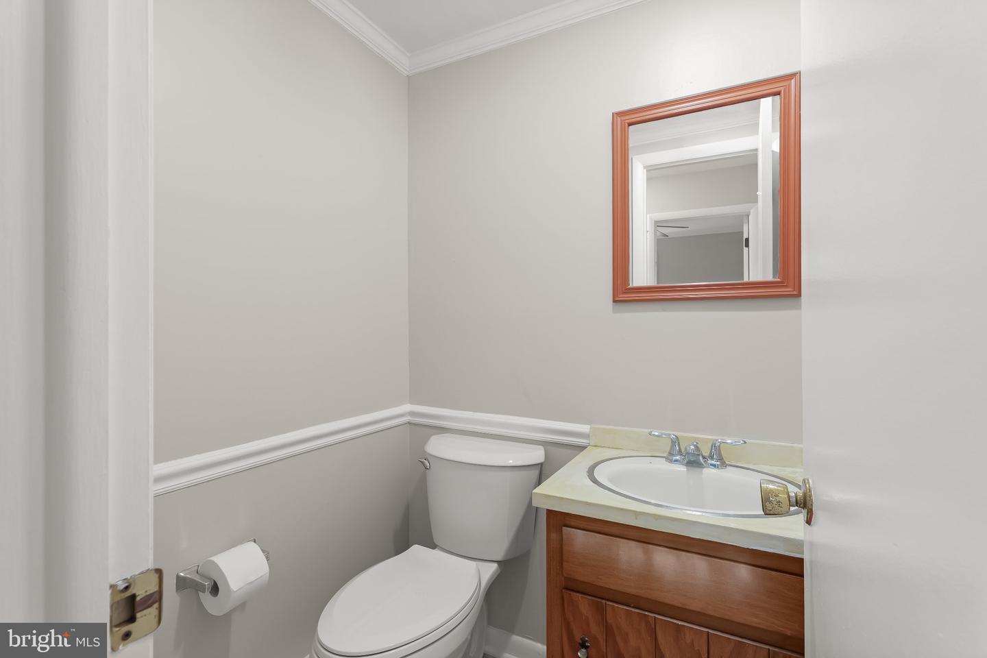 6903 Greenvale Ct Property Photo 13