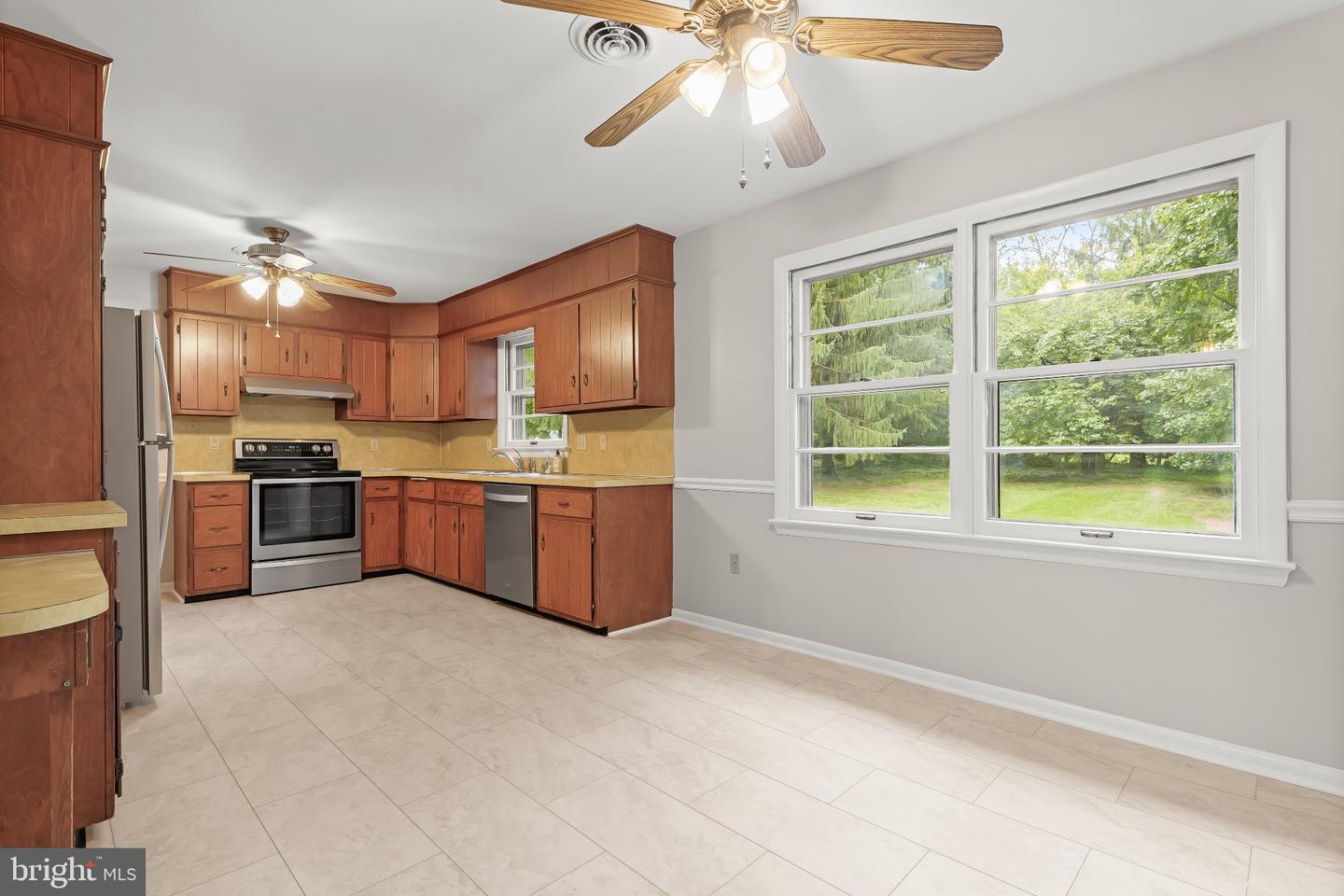 6903 Greenvale Ct Property Photo 17