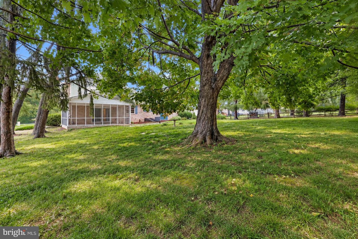 6903 Greenvale Ct Property Photo 34