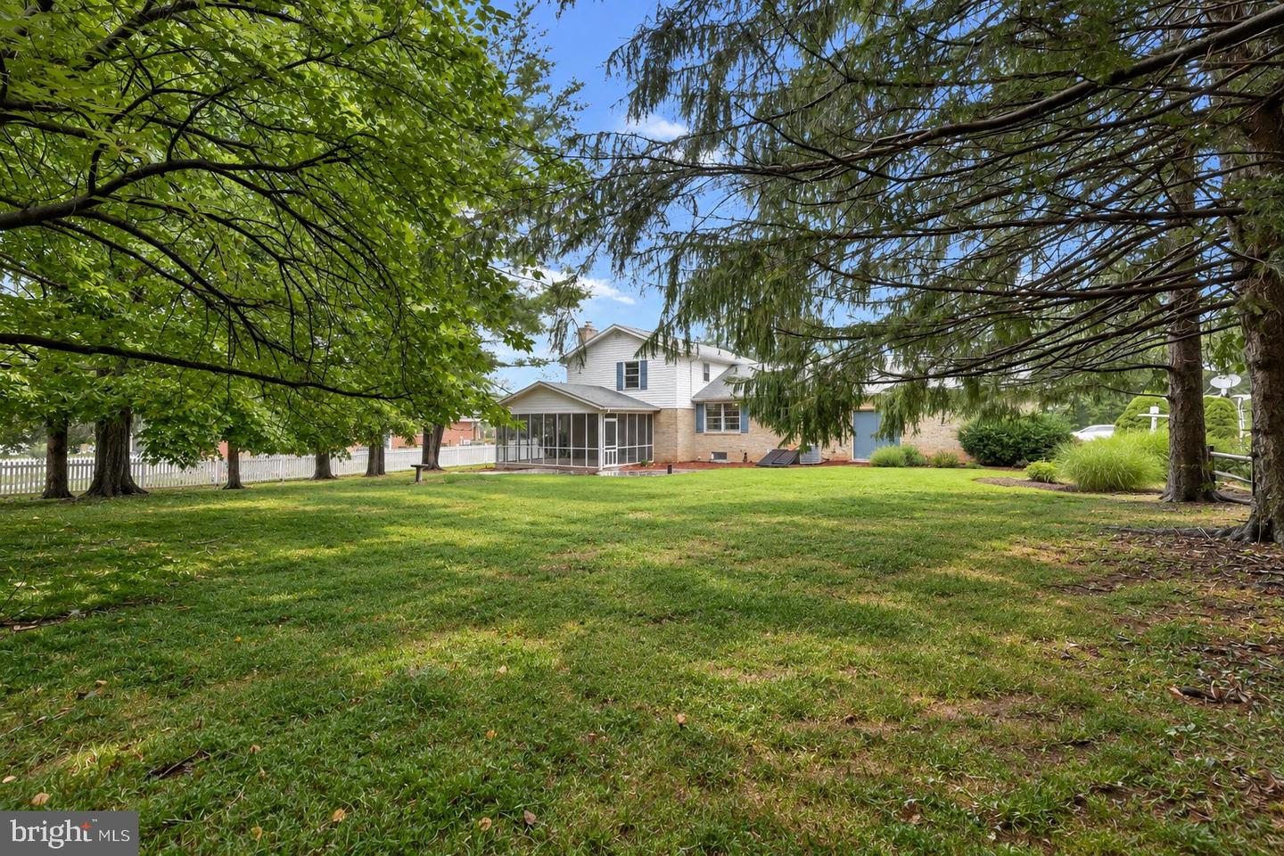 6903 Greenvale Ct Property Photo 35