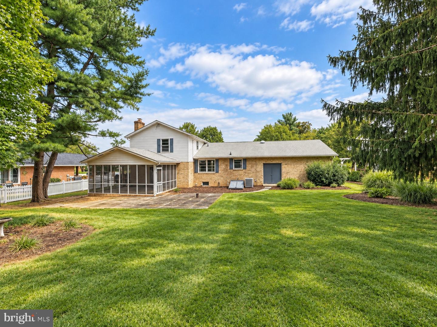 6903 Greenvale Ct Property Photo 36