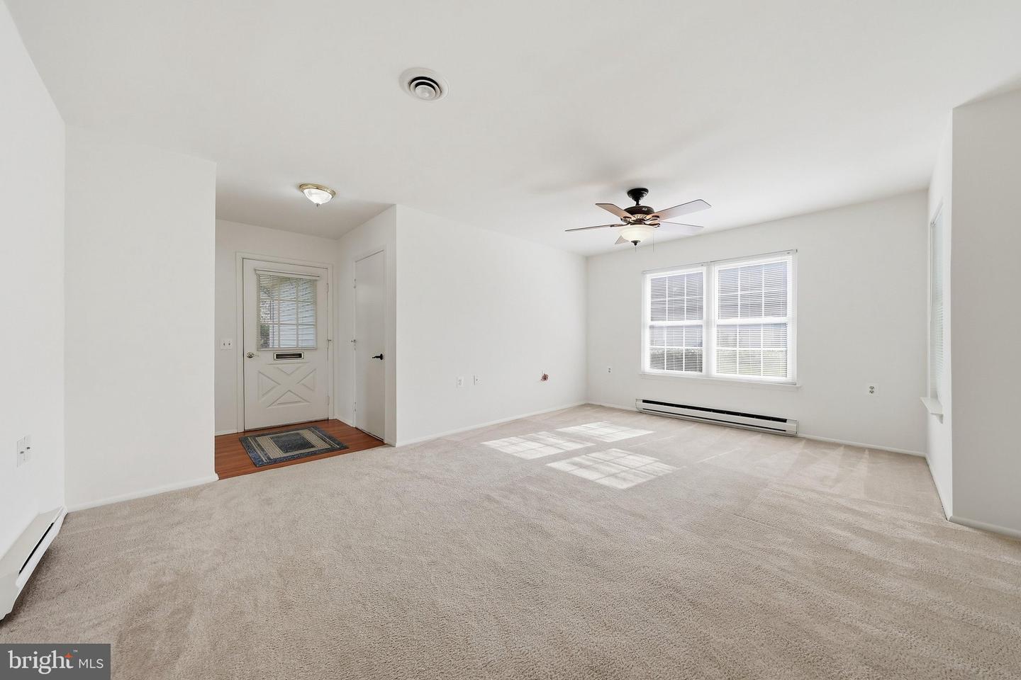 5746 Box Elder Ct Property Photo 7