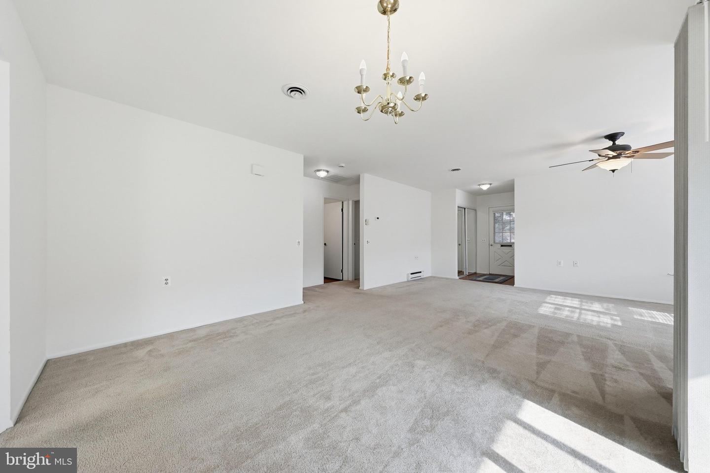 5746 Box Elder Ct Property Photo 10