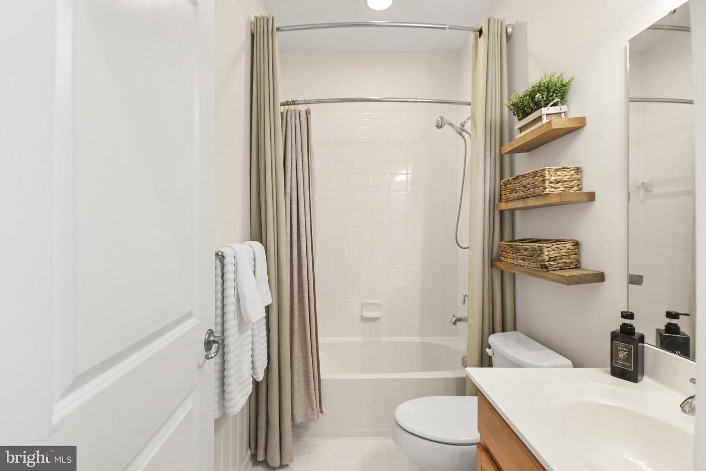 3529 Katherine Way Property Photo 41